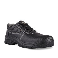 Radon Black Shoe TITAN Footwear Cressco Corporate Clothing